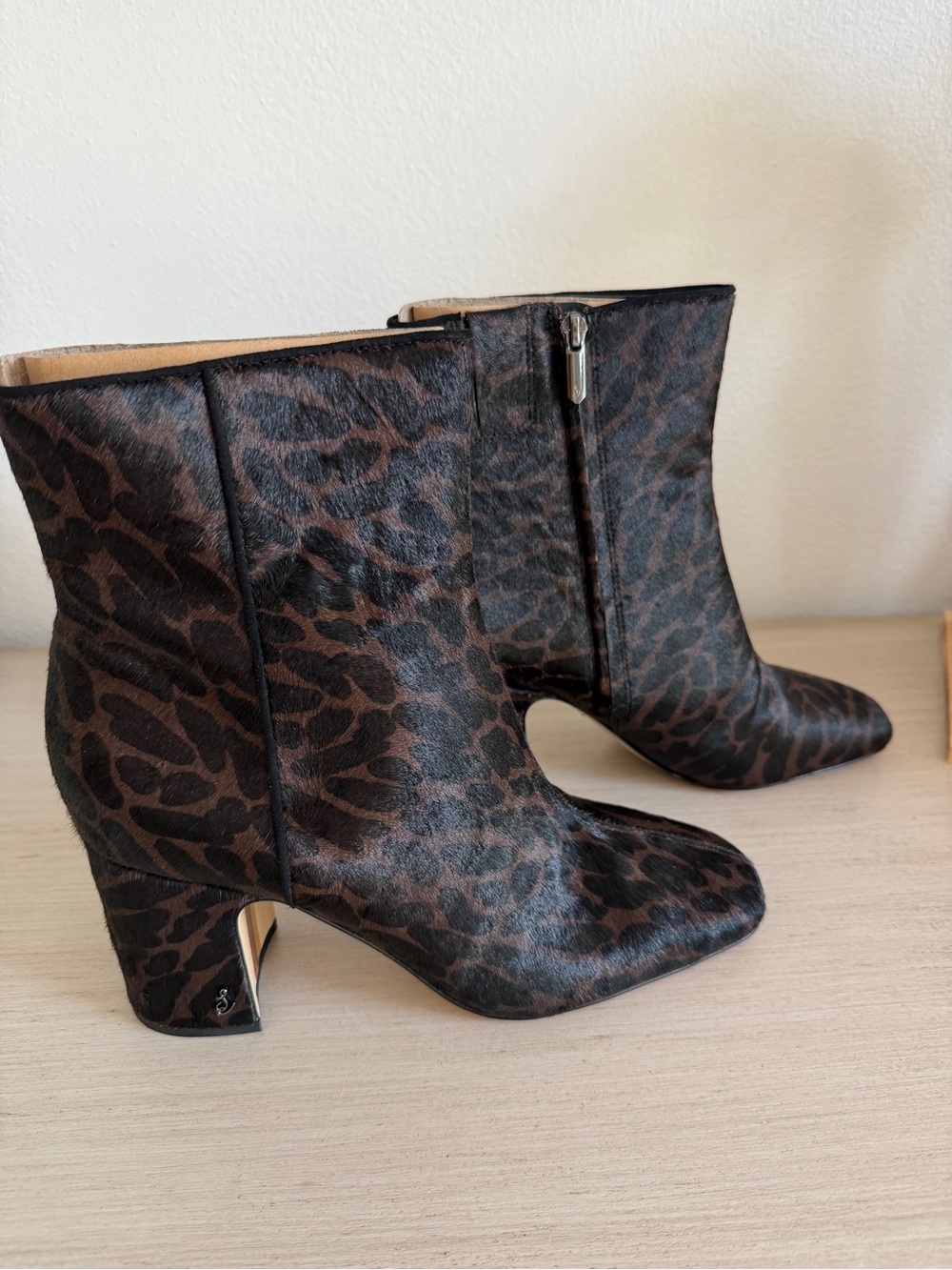 New Sam Edelman’s Women’s Leopard Print Ankle Boot